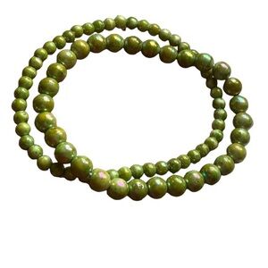 Green Iridescent Beaded Stretch Bracelet Set Woman’s Jewelry